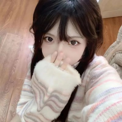 笨拙之极的前辈。